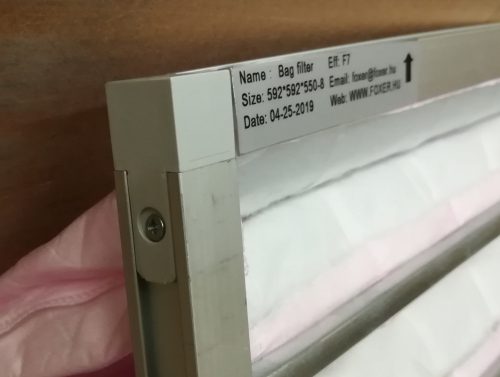 FOXER táskás szűrő 592 x 592 x 550-8 / F5 poliészter szétszerelhető alumínium keretes